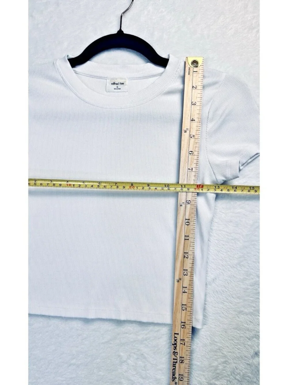 Aritzia Wilfred Free Ribbed Crop Top White XS Fitted Stretch Tee Coquette - Picture 7 of 8